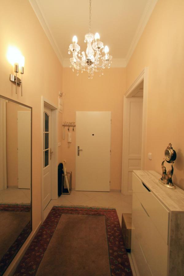 Apartment No. 20 Jaltska 3 Карлові Вари Екстер'єр фото